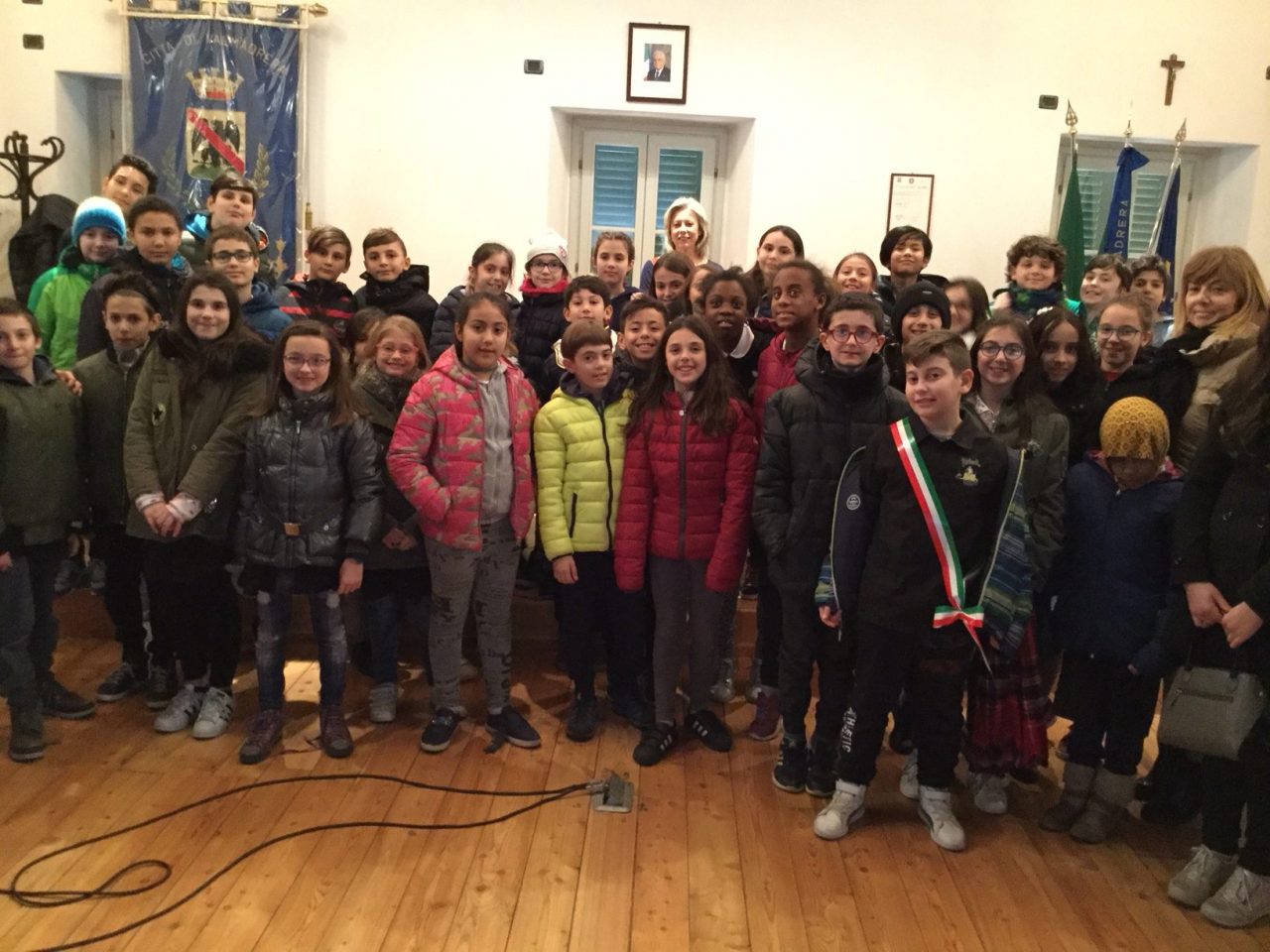 Gli alunni della Leopardi in visita al Comune